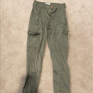Girl’s Green Cargo Pants